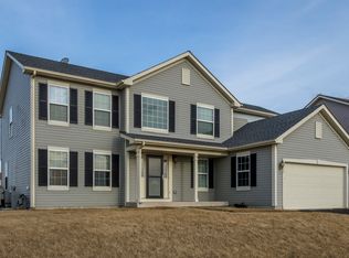 762 Waters Edge Blvd, Malta, IL 60150