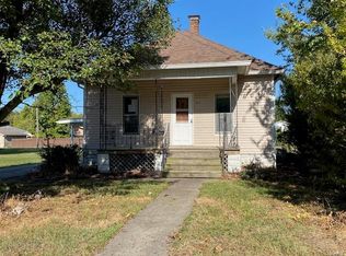 417 Park Ave, Gillespie, IL 62033