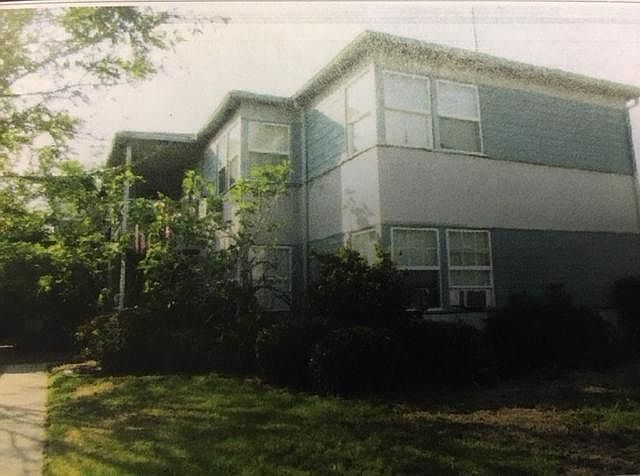 Building Photo 4
