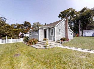 29 Dogwood Rd, Rocky Point, NY 11778