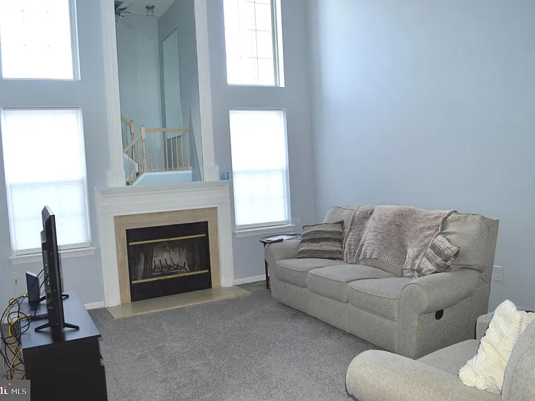 23 Sawgrass Ct — Photo 2
