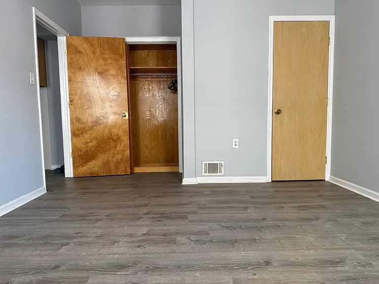 1011 Cherry St #2F — Photo 9