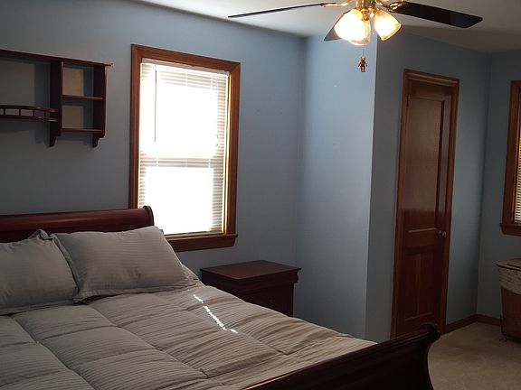Bedroom 9' 5" X 16'