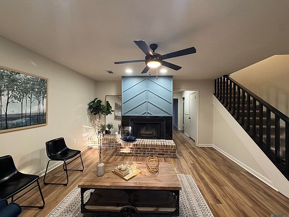 2nd image of 2455 Aubin Ln