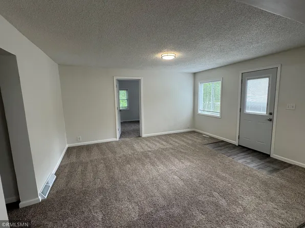 48566 Lake Ave, McGregor, MN 55760