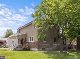400 Osborne Ave, Morrisville, PA 19067