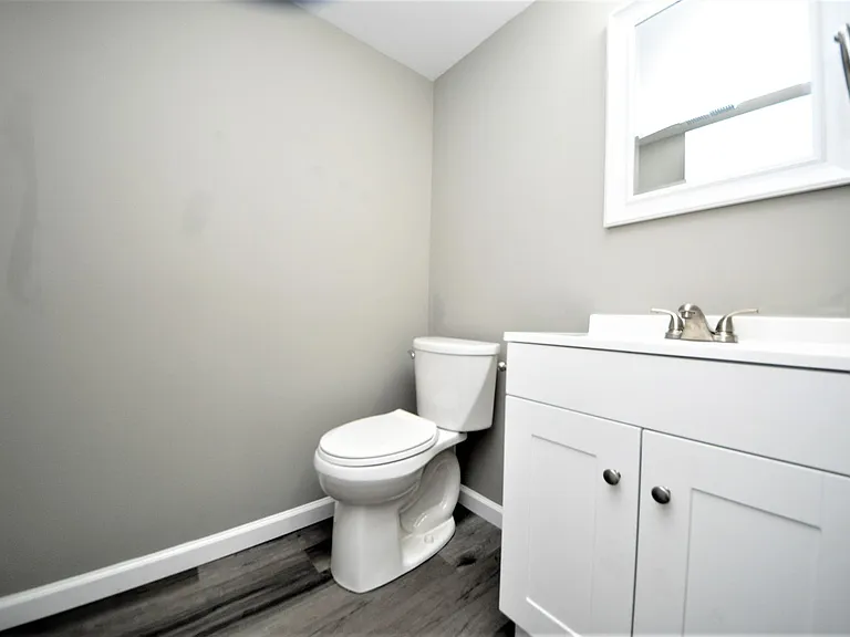Bennington Place — Photo 19