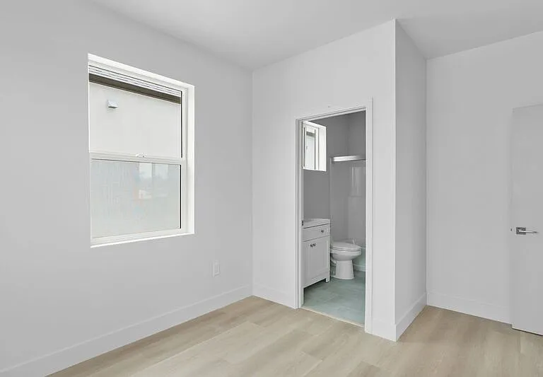 3518 Oak Glen Ln — Photo 11