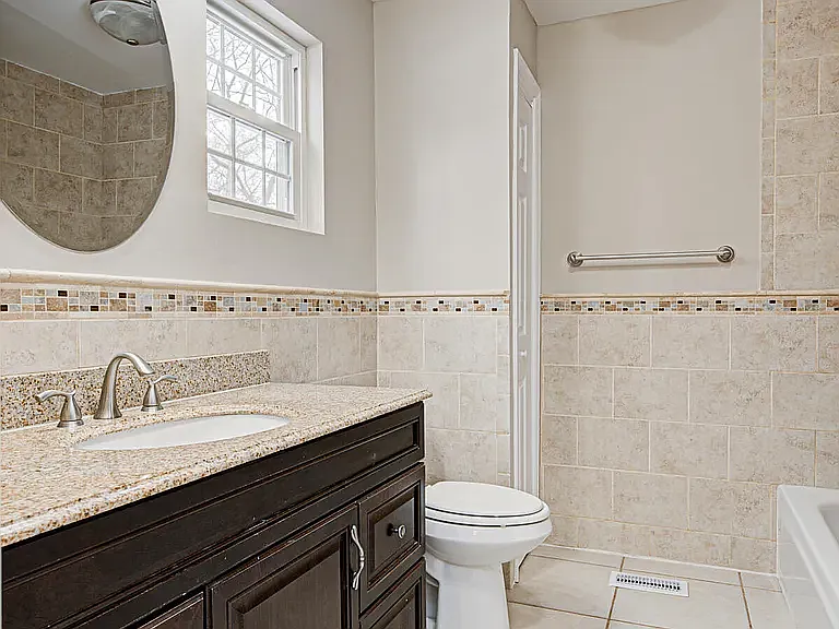 3706 Willow Ave — Photo 2