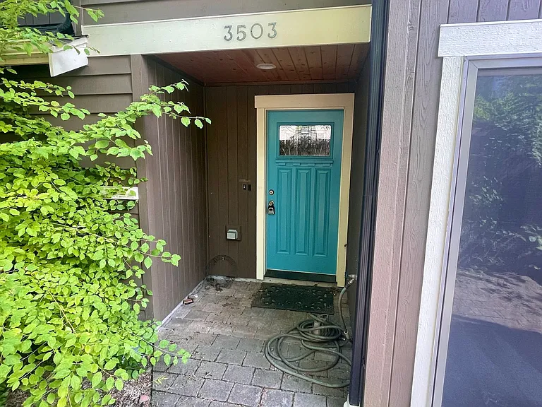 3503 NE 110th St — Photo 19