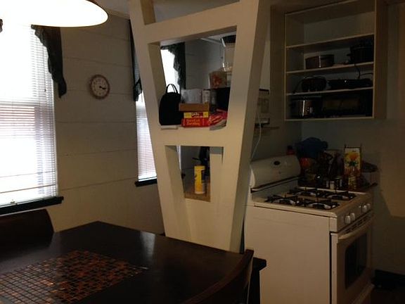 Kitchen Stove, Dishwasher, Sink & Cabs