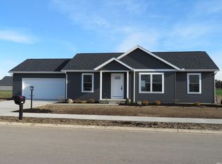 68464 Falcons Lair Ln, New Paris, IN 46553