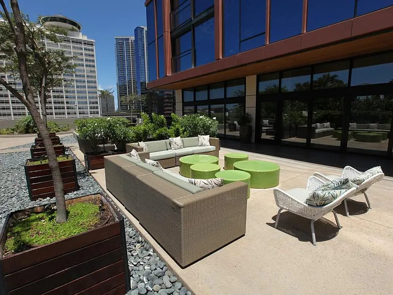 1555 Kapiolani Blvd #1406 — Photo 25