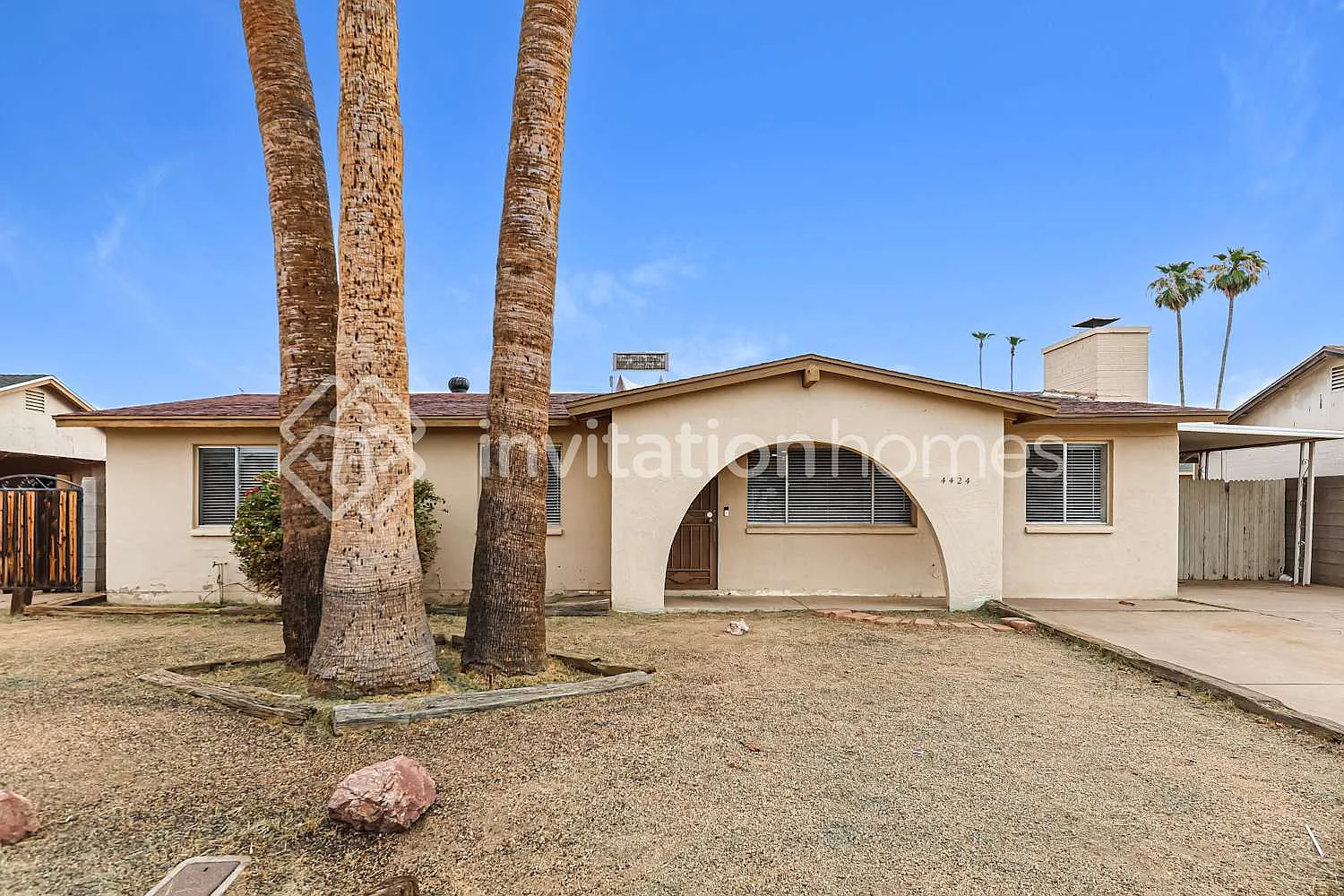 4424 W Caron St Glendale, AZ 85302 — Photo 1