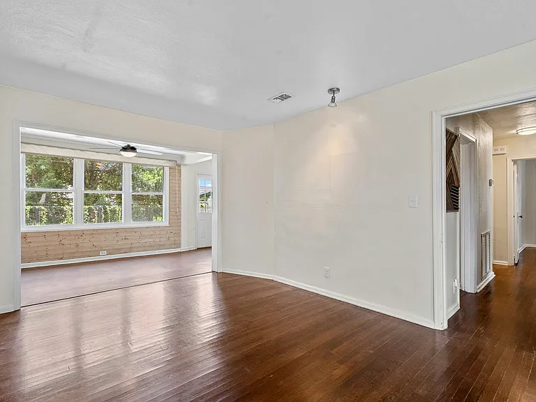 212 SE Kalash Rd — Photo 12
