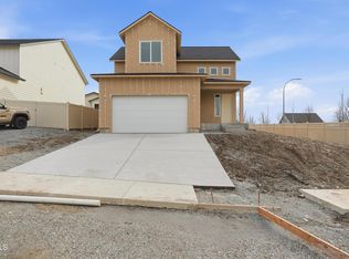 6760 W Portrush Dr, Rathdrum, ID 83858