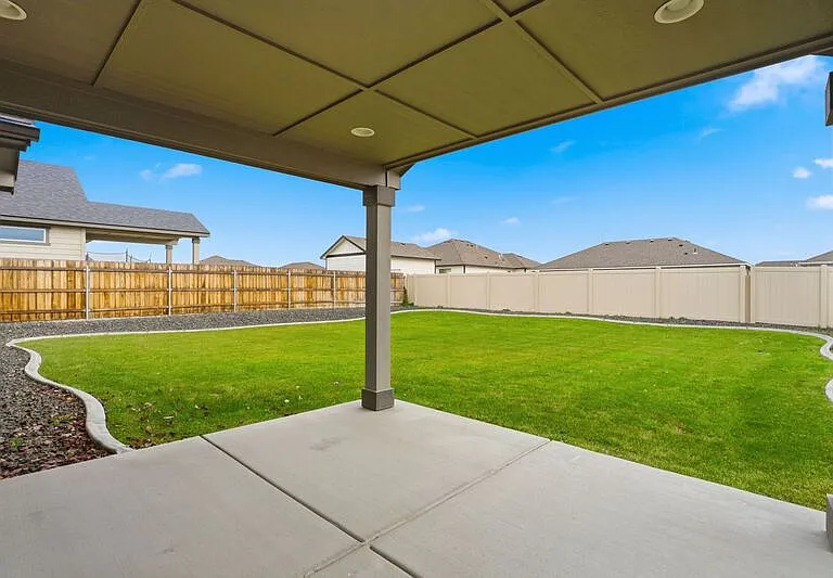 3613 Ibis Ln — Photo 24
