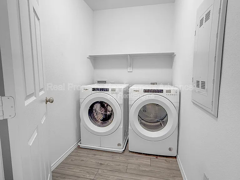 846 Breakwater Dr — Photo 15