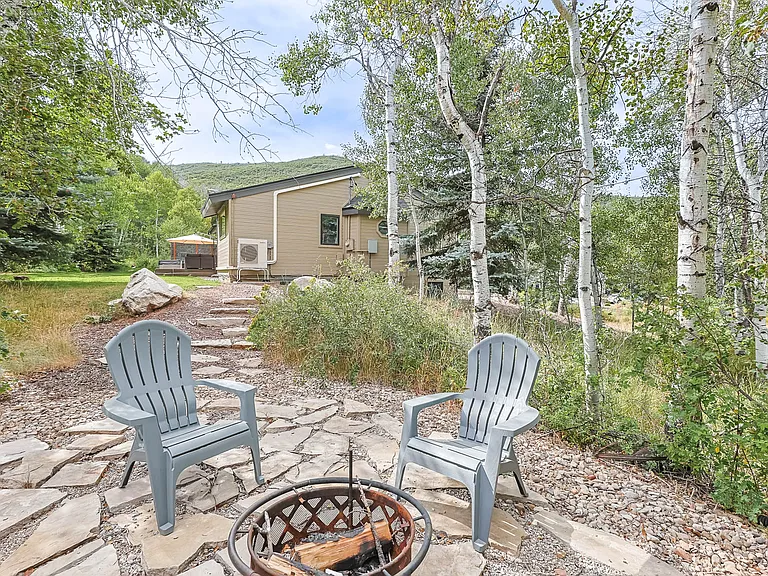 4445 Hidden Cove Rd — Photo 59
