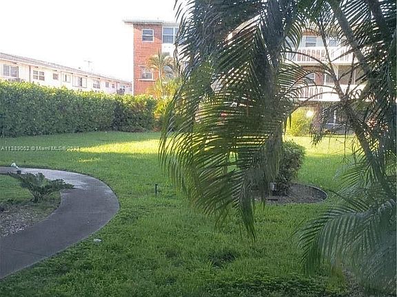 3rd image of 141 NE 10th Ave APT 29A