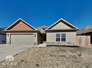 1020 Pebble Pass, Centerton, AR 72719