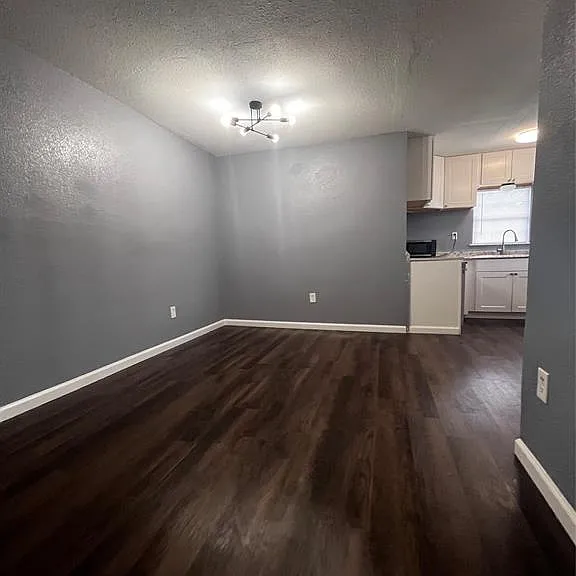 210 Kean St — Photo 31
