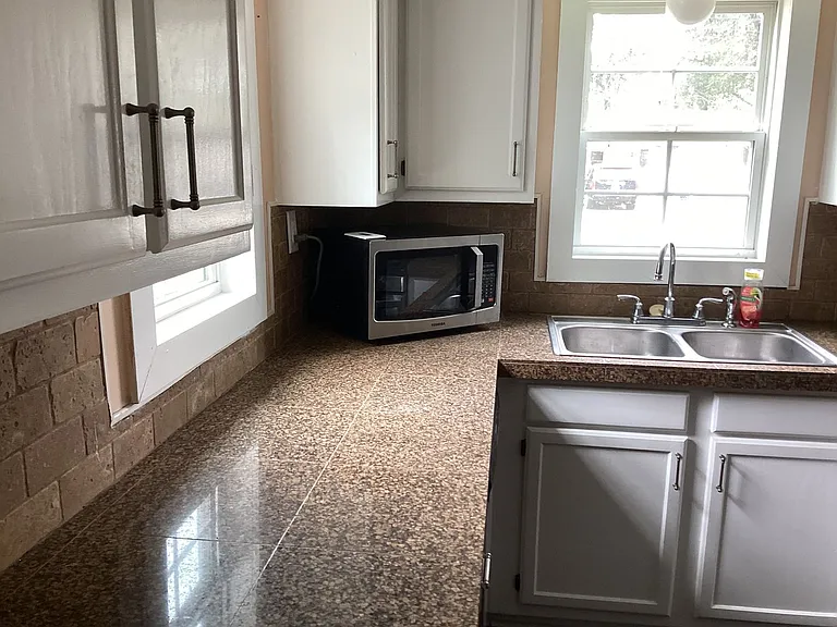 3314 Madison Ave — Photo 6