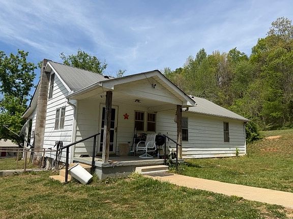 2nd image of 1246 Wolf River Rd