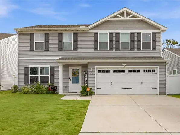 319 Forecastle St, Portsmouth, VA 23701