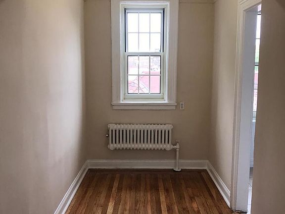 5th image of 8309 35th Ave APT F2