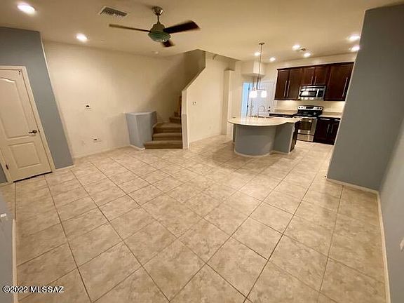 5th image of 2406 E Blue Diamond Dr