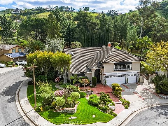 2nd image of 980 S Rutgers Cir