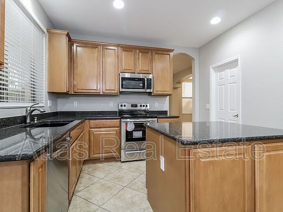 5th image of 16052 W Yucatan Dr