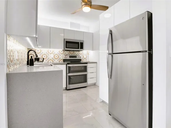 2230 NE 56th Pl APT 227, Fort Lauderdale, FL 33308