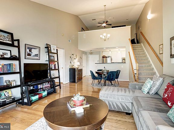 2nd image of 5116 Donovan Dr APT 401