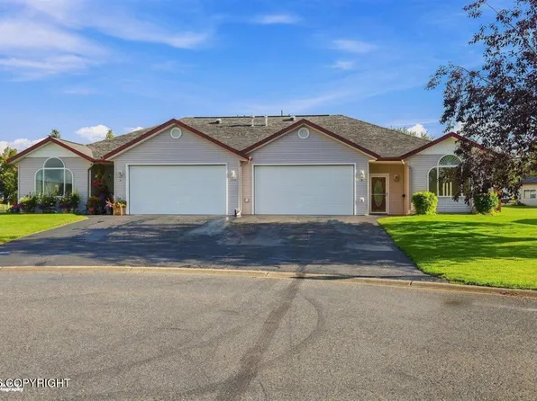 1745 S Heirloom Cir #B, Palmer, AK 99645