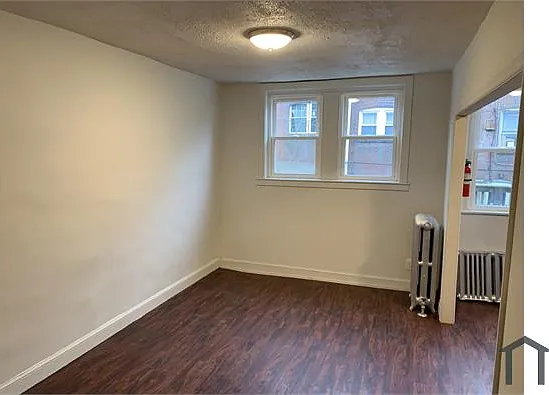 3 bed, 1124 sqft, $1,695 — Photo 3