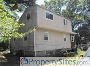 24 Hall St, Randolph, MA 02368