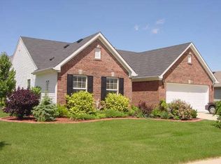 10456 N Silver Ridge Cir, Fishers, IN 46038