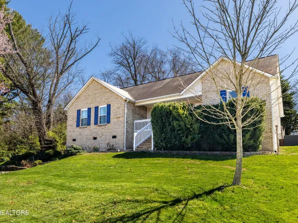 3206 Washington Pike, Knoxville, TN 37917