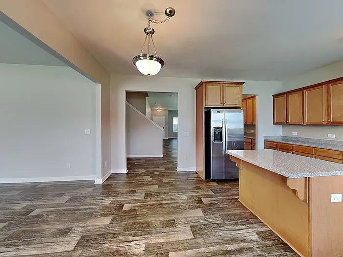 807 Dantzler Ct — Photo 10
