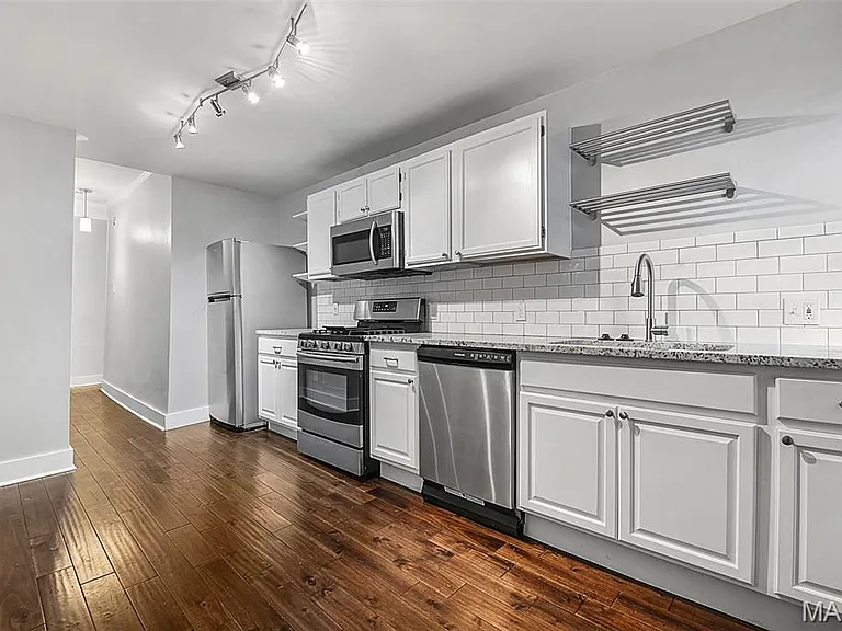 4629 Washington Ave — Photo 13