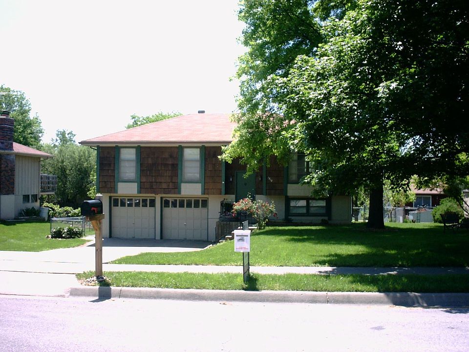 Nice quiet neighborhood