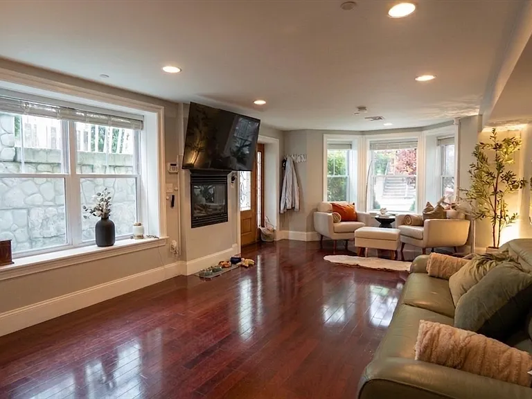 59 Putnam St #1 — Photo 5