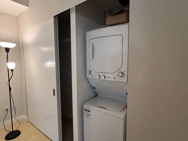 246 Logan Ave #303 — Photo 6