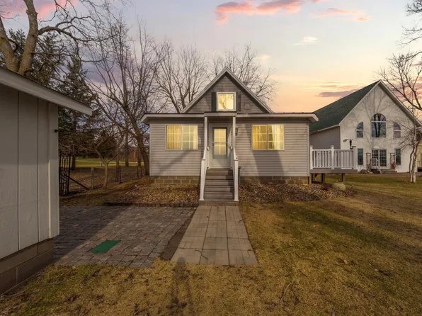 945 Reed St N, Waterville, MN 56096