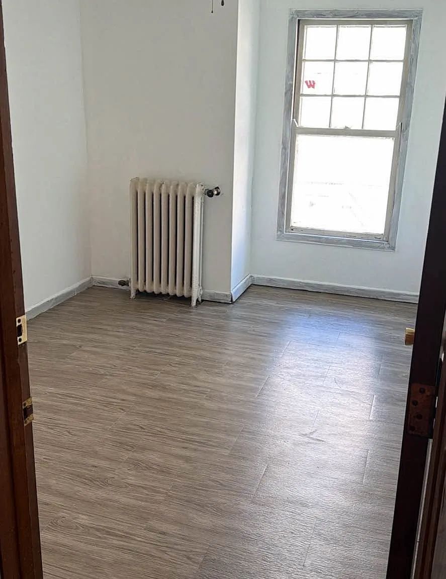 438 N Frances St — Photo 3