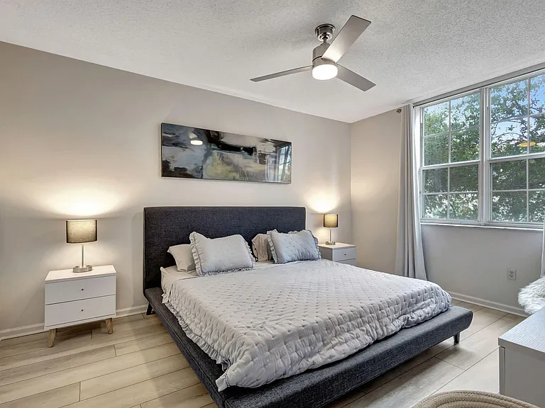 630 Sapodilla Ave #223 — Photo 19