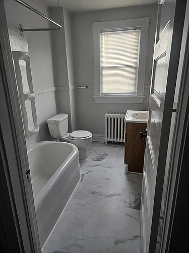 404 N Centre St #3 Photo 1