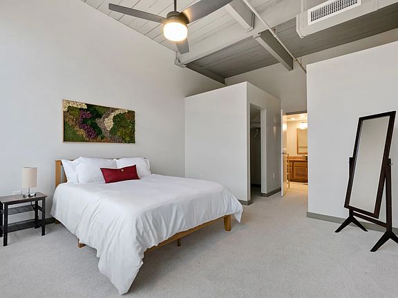 2nd image of 2125 Superior Ave E #316